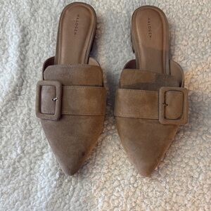 Halogen Women's Taupe Suede Mules